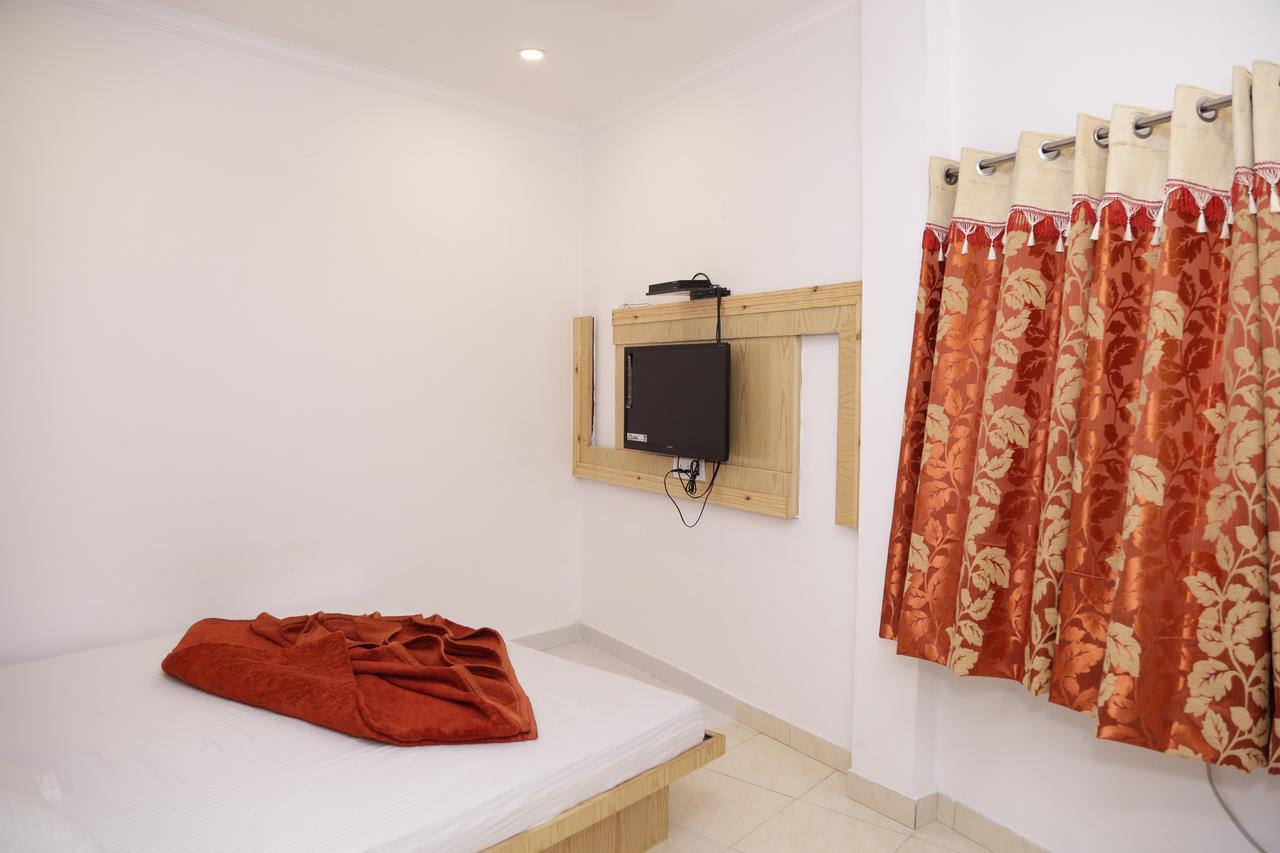 Backpackers Heaven@ New King Hostel New Delhi Buitenkant foto